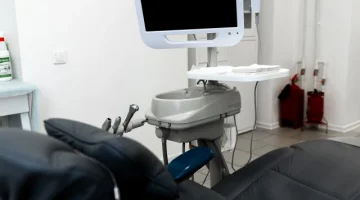 Добрая стоматология на улице Старых Большевиков изображение 13